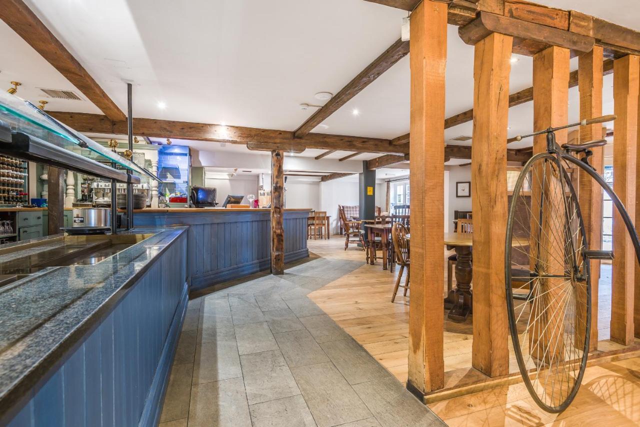 リミントン The Walhampton Arms Bed & Breakfast エクステリア 写真