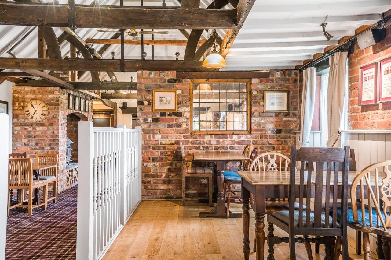 リミントン The Walhampton Arms Bed & Breakfast エクステリア 写真